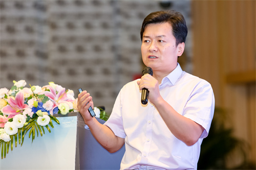 专家4.jpg 专家4.jpg